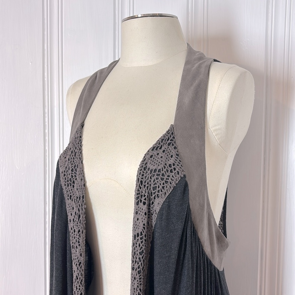 EYESHOT Bohemian Draped Vest – One Size Fits Most - Picture 4 of 8